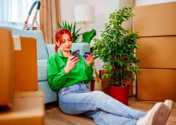 dividend stocks bring in passive income so investors can sit back and relax