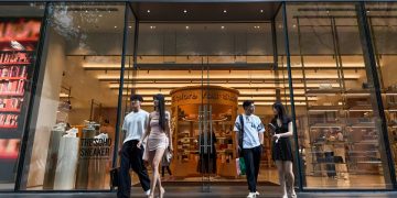 Fashion retailer closes 64 stores as it reshapes its business