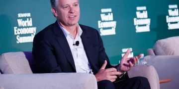 Walmart stock price target reset by JPMorgan after earnings