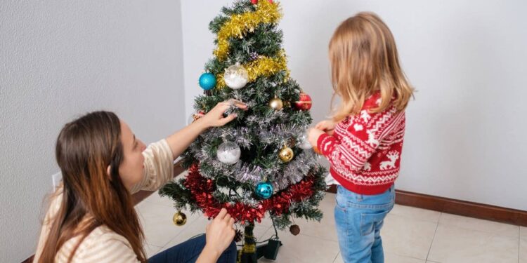 49-year-old Christmas retailer files Chapter 11 bankruptcy