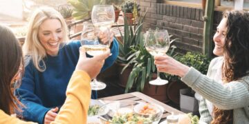 Another healthy restaurant chain has closed most of its locations
