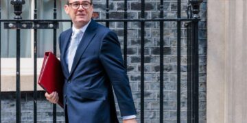 Politics Home Article | Andy Burnham Offers Devolution Deals To All Regions