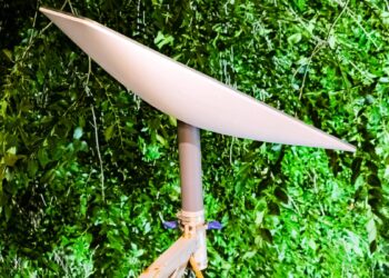 Verizon CEO lays out one condition for a Starlink partnership