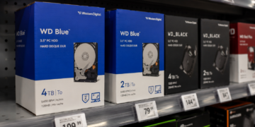 Western Digital stock is stuck in a bear market: will it rebound after earnings?